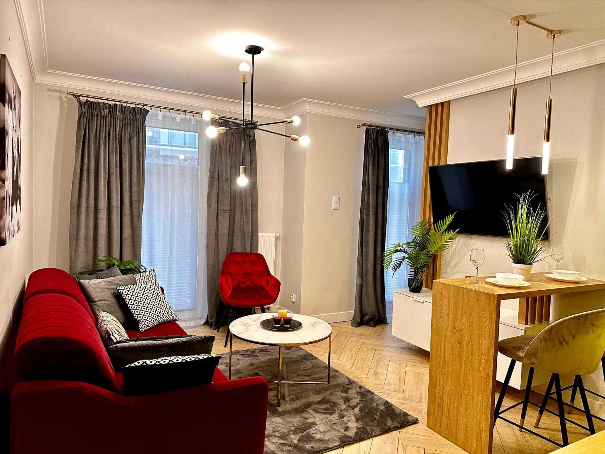 Kielce- Klonowa Nad Zalewem, 1-13 Osob, Faktura, Parking, Centrum Apartment